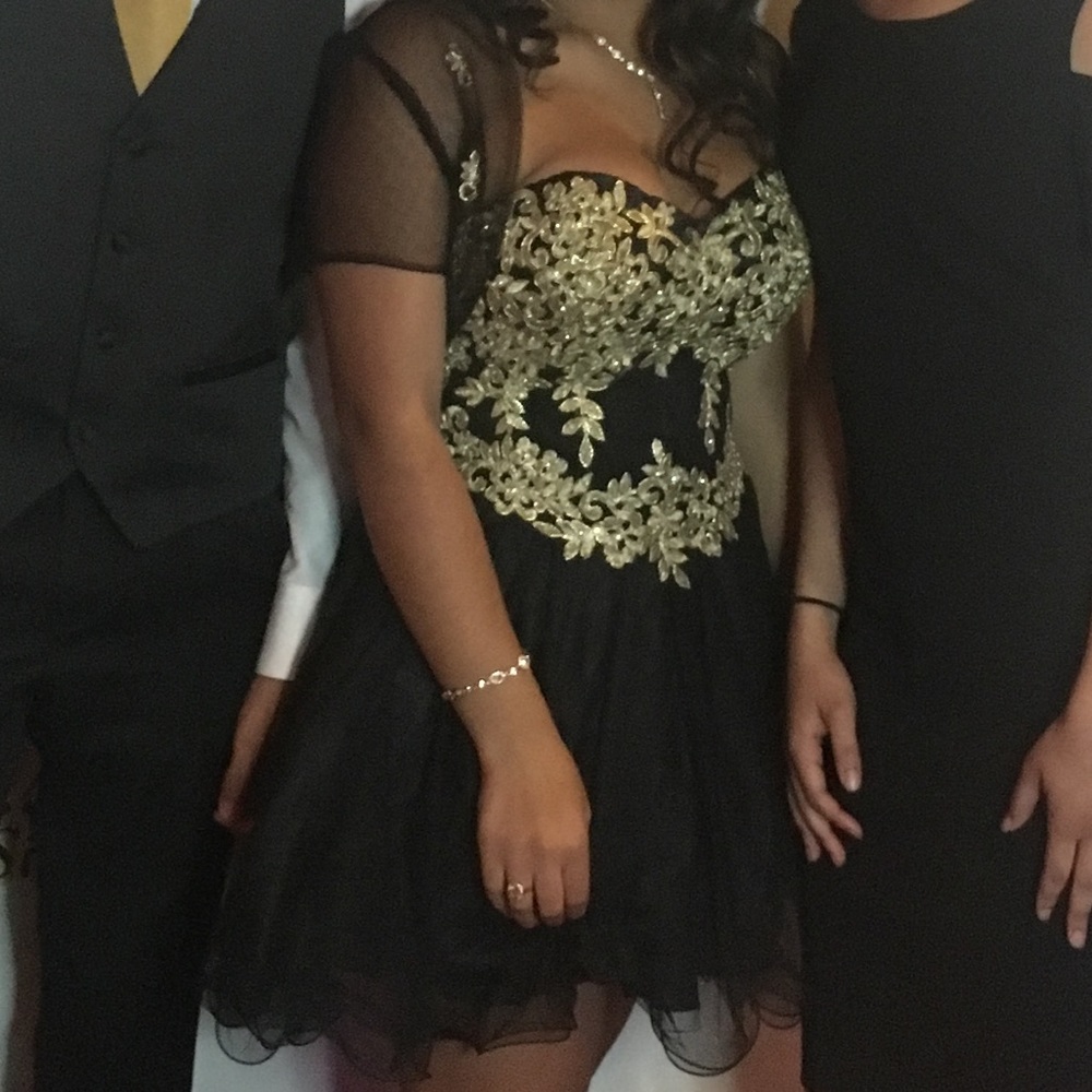 Prom dress- reasonable offers welcomed